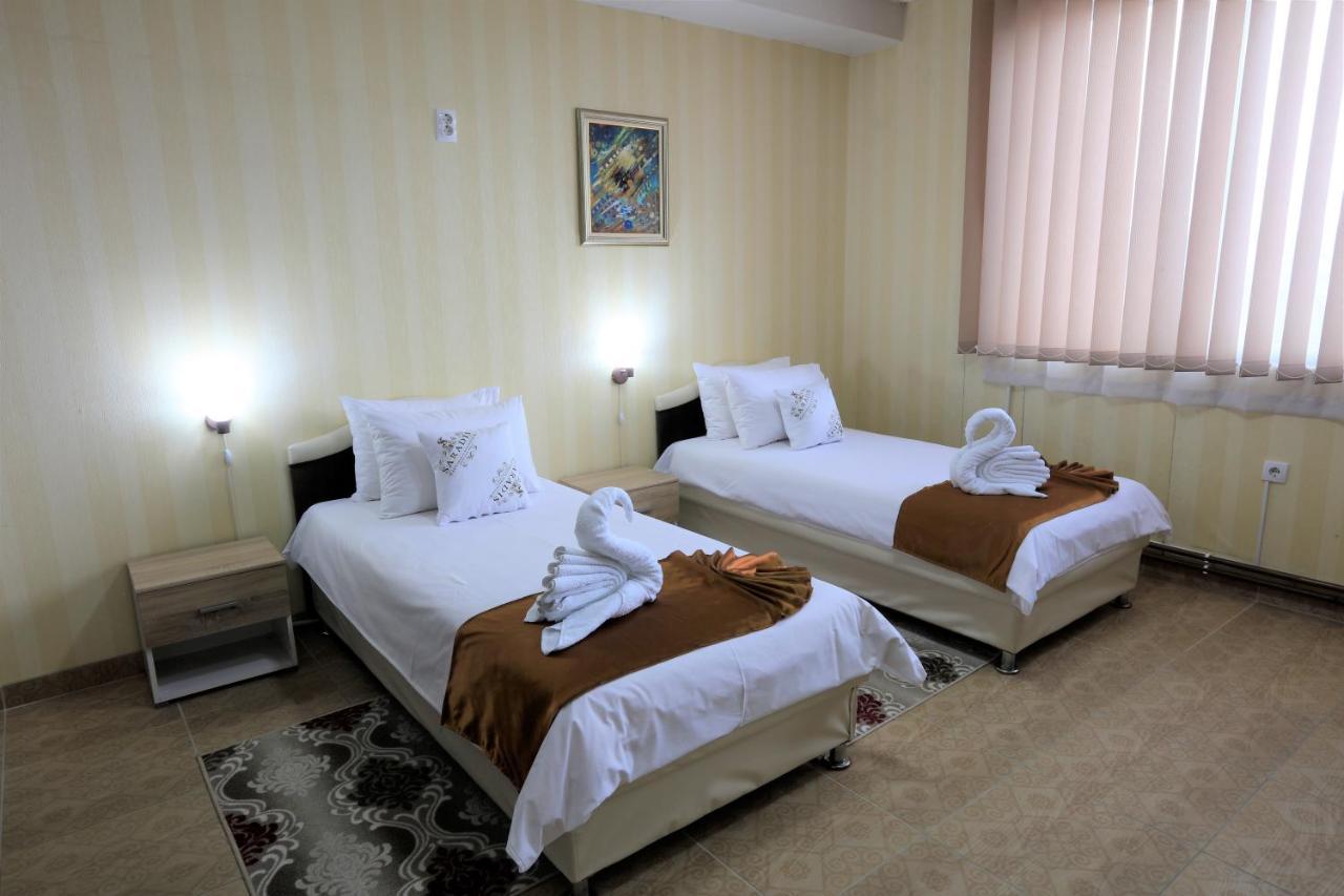 Garni Hotel Saradis Крушевац Екстер'єр фото