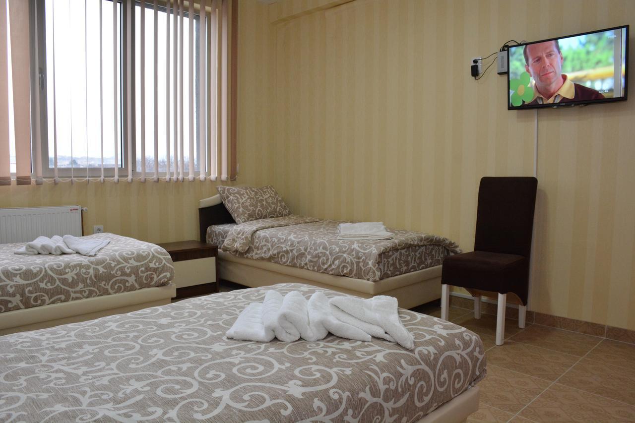 Garni Hotel Saradis Крушевац Екстер'єр фото