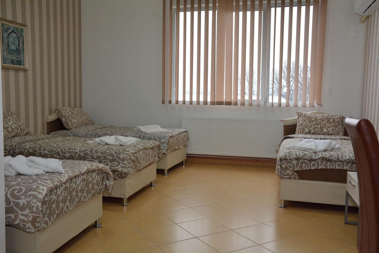 Garni Hotel Saradis Крушевац Екстер'єр фото