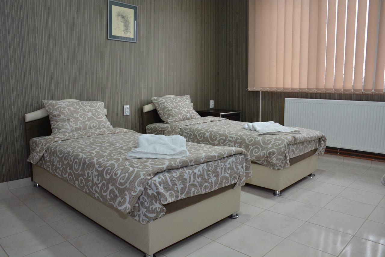 Garni Hotel Saradis Крушевац Екстер'єр фото