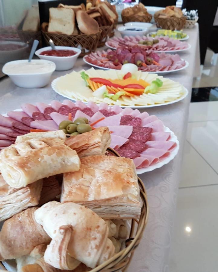 Garni Hotel Saradis Крушевац Екстер'єр фото